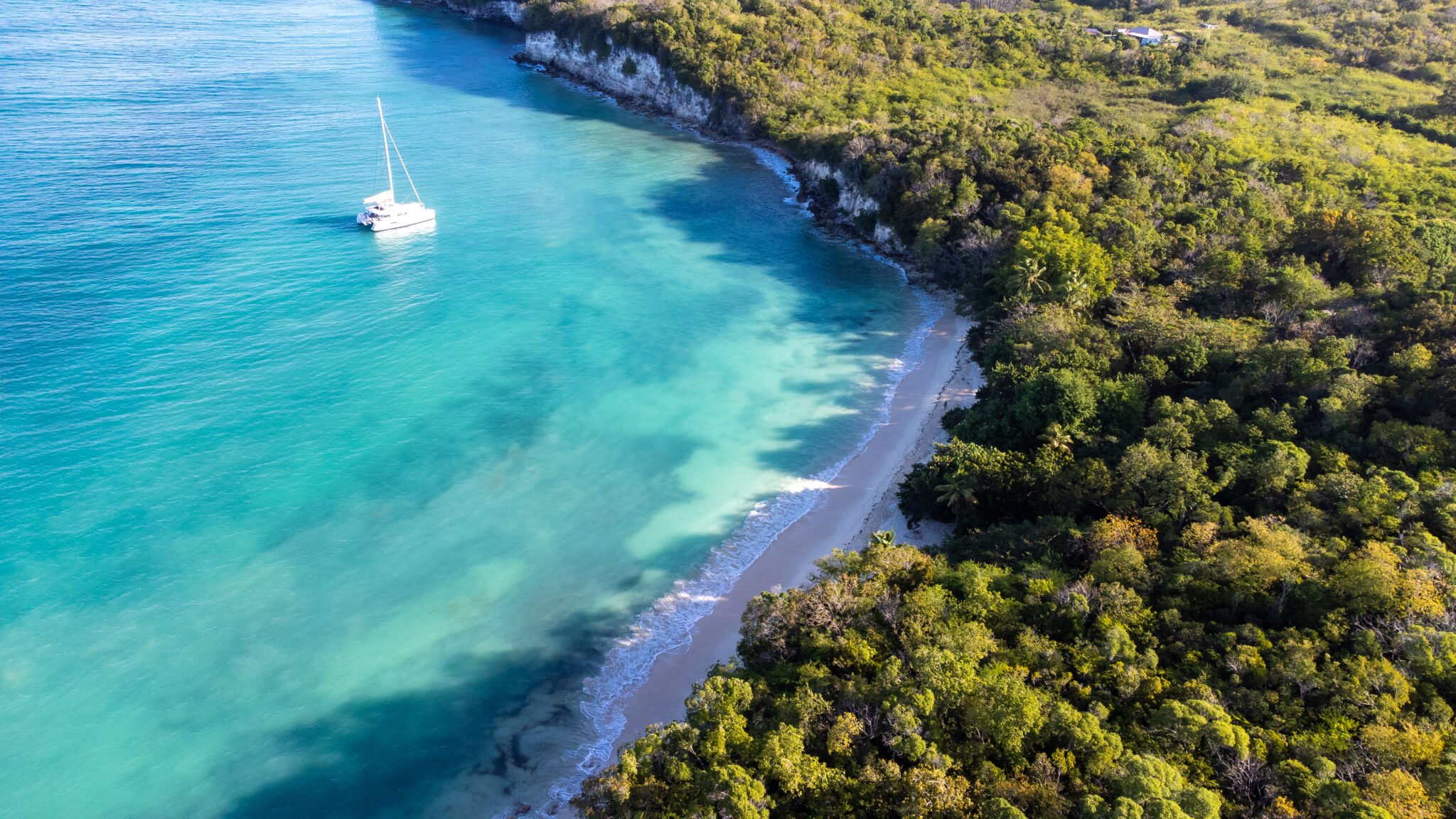 Visiter la Guadeloupe en 15 jours : Itinéraire de 2 semaines (2025)